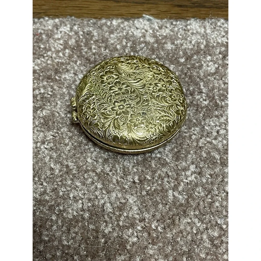 Vintage Revlon Love Pat Gold Tone Floral Mirror Compact Full 50s-70s